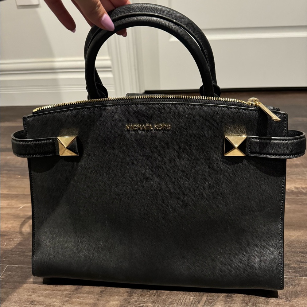 Michael kors black bag